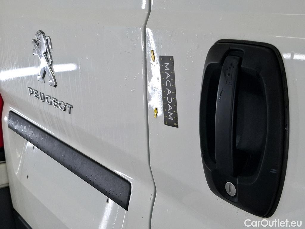  Peugeot  Boxer PEUGEOT  VU 4p Fourgon 2.0 BLUEHDI 110 PREMIUM PACK 335 L3H3 #8