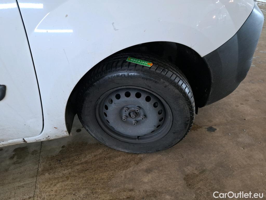  Renault  Kangoo  Express Grand Confort (L1) 1.5 dCi 90CV BVM5 E6 #38