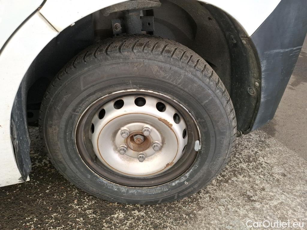  Renault  Master  III Fourgon L2H2 3 5 Grand Confort dCi 135CV BVM6 E6dT #42