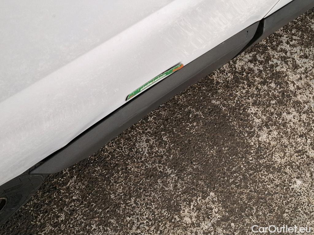  Renault  Master  III Fourgon L2H2 3 5 Grand Confort dCi 135CV BVM6 E6dT #35