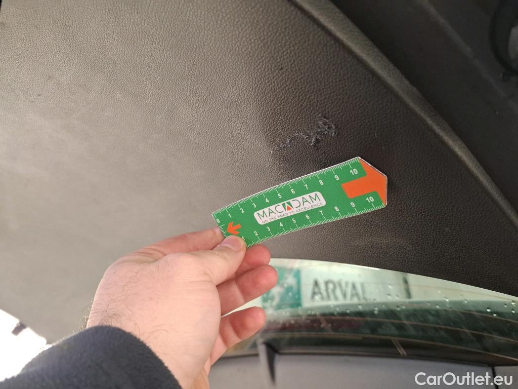  Renault  Captur RENAULT  / 2019 / 5P / SUV Intens E-TECH Plug-in 160 TVU #25