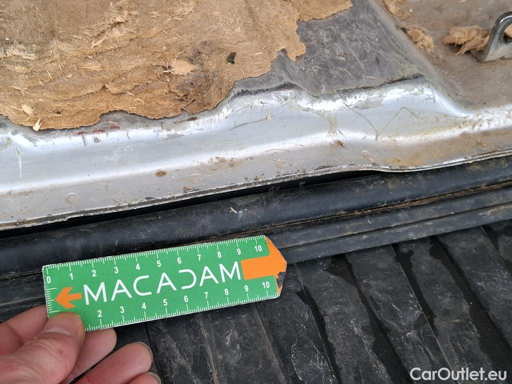  Ford  Transit  Fourgon 310 L3 Trend 2.0 TDCi 105CV BVM6 E6 #121