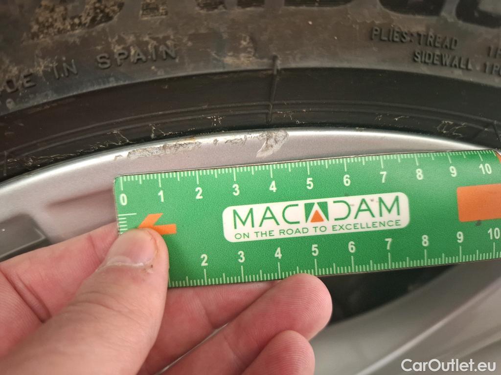  Audi  A3 AUDI  Sportback / 2020 / 5P / Berline 40 TFSI e 204 S Tronic Business Line #26