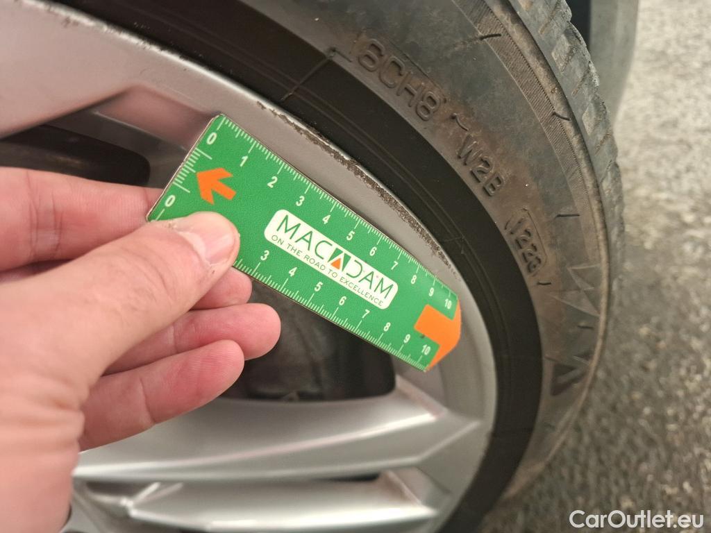  Audi  A3 AUDI  Sportback / 2020 / 5P / Berline 40 TFSI e 204 S Tronic Business Line #25