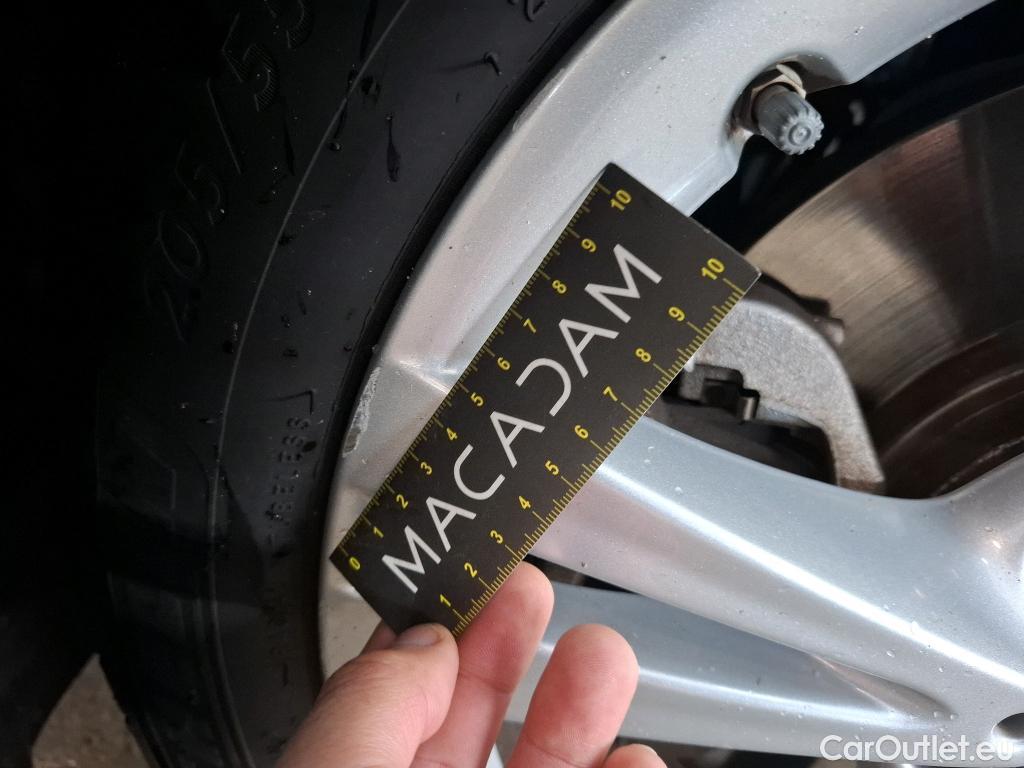  Bmw  Serie 2 BMW  Active Tourer / 2018 / 5P / monospace 225xe Business Design Auto #44