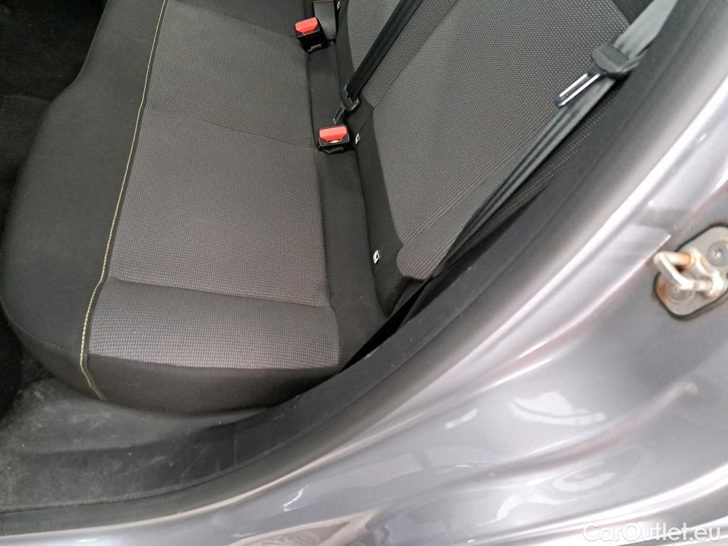  Citroen  C3  Feel Business 1.2 PureTech 80CV BVM5 E6d #4