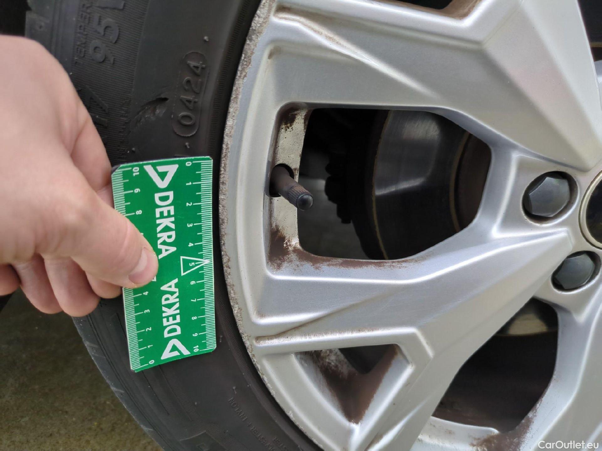  Audi  A1  citycarver 30 TFSI 1.0 TFSI 115CV BVA7 E6dT #8