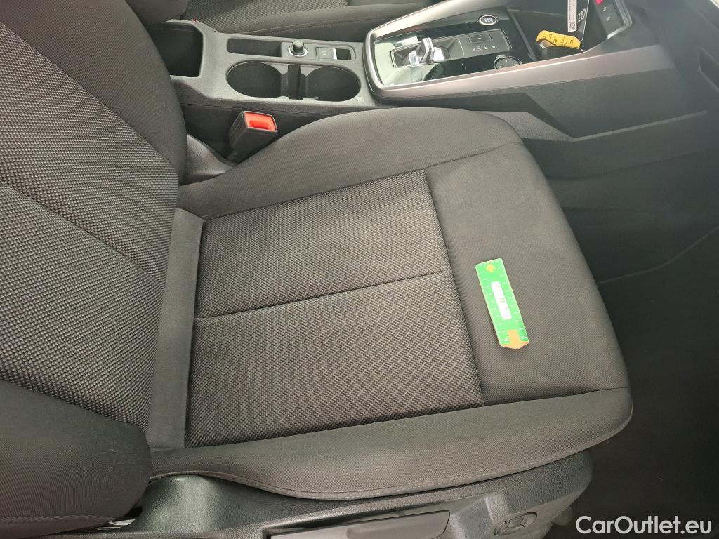  Audi  A3 AUDI  Sportback / 2020 / 5P / Berline 40 TFSI e 204 S Tronic Business Line #32