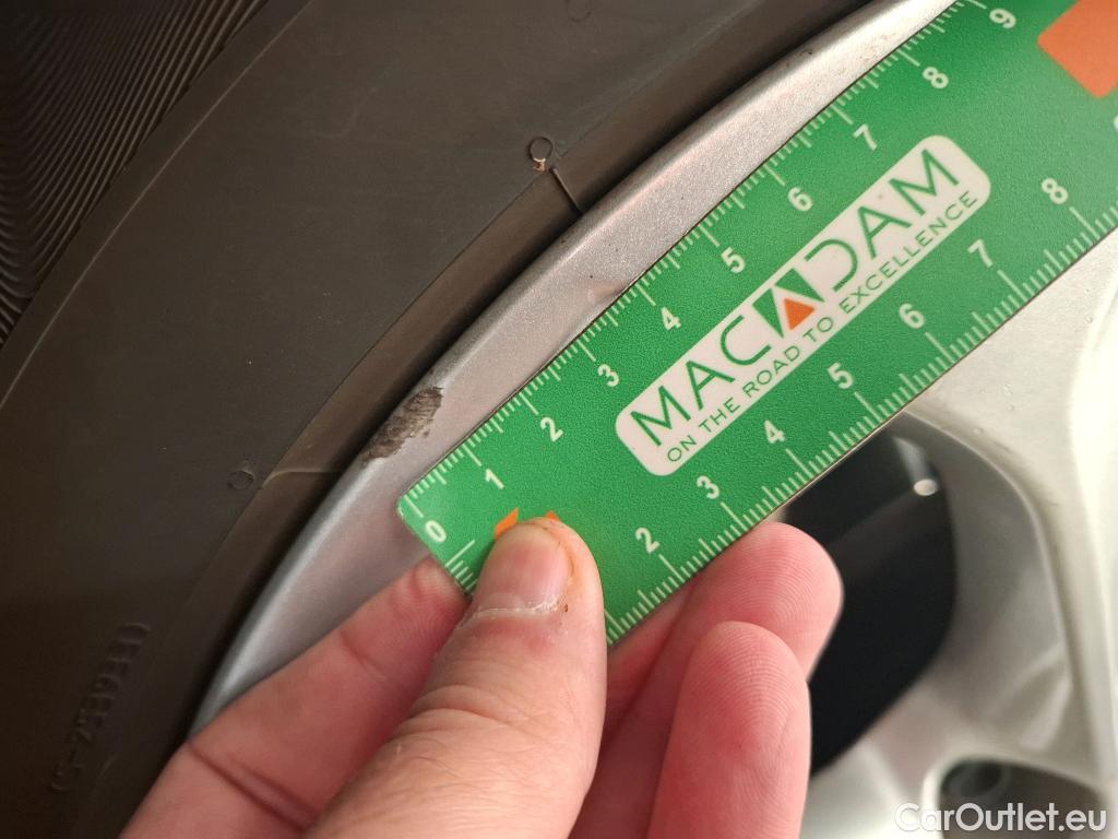  Bmw  X1 BMW  / 2019 / 5P / SUV xDrive25e Business Design BVA6 #8