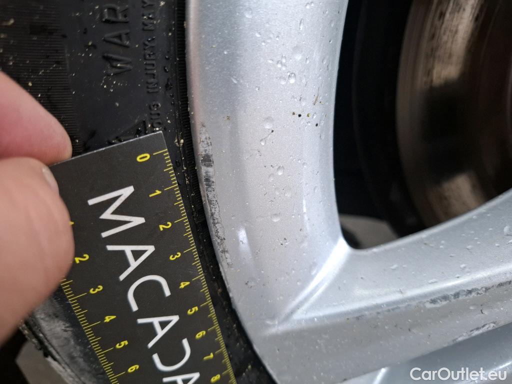  Bmw  Serie 2 BMW  Active Tourer / 2018 / 5P / monospace 225xe Business Design Auto #47