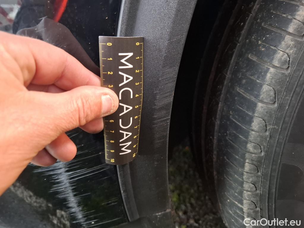  Ford  Kuga FORD  / 2019 / 5P / SUV 190 Hybrid I-AWD(FHEV) Powershi Titanium #54