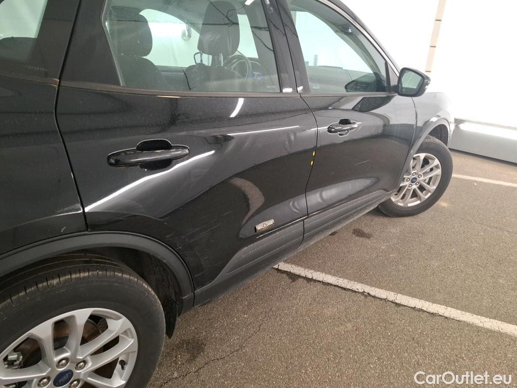  Ford  Kuga FORD  / 2019 / 5P / SUV 190 Hybrid I-AWD(FHEV) Powershi Titanium #6