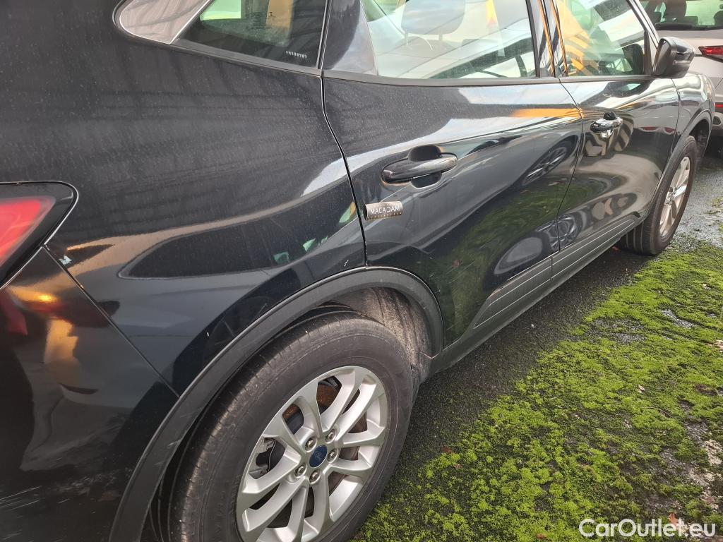  Ford  Kuga FORD  / 2019 / 5P / SUV 190 Hybrid I-AWD(FHEV) Powershi Titanium #13