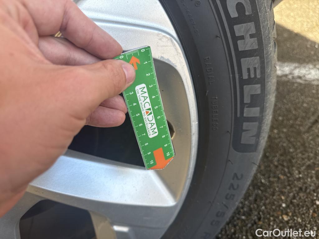  Citroen  C5 CITROEN  Aircross / 2018 / 5P / SUV Hybrid 225 ë-EAT8 Business #16