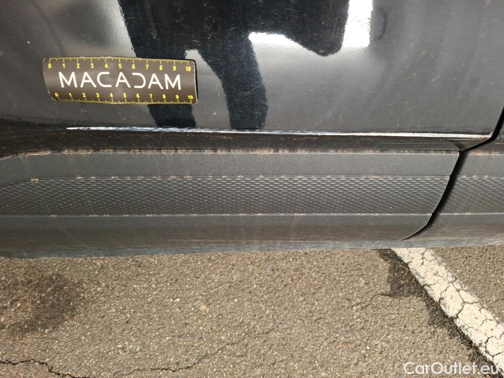  Ford  Kuga FORD  / 2019 / 5P / SUV 190 Hybrid I-AWD(FHEV) Powershi Titanium #7