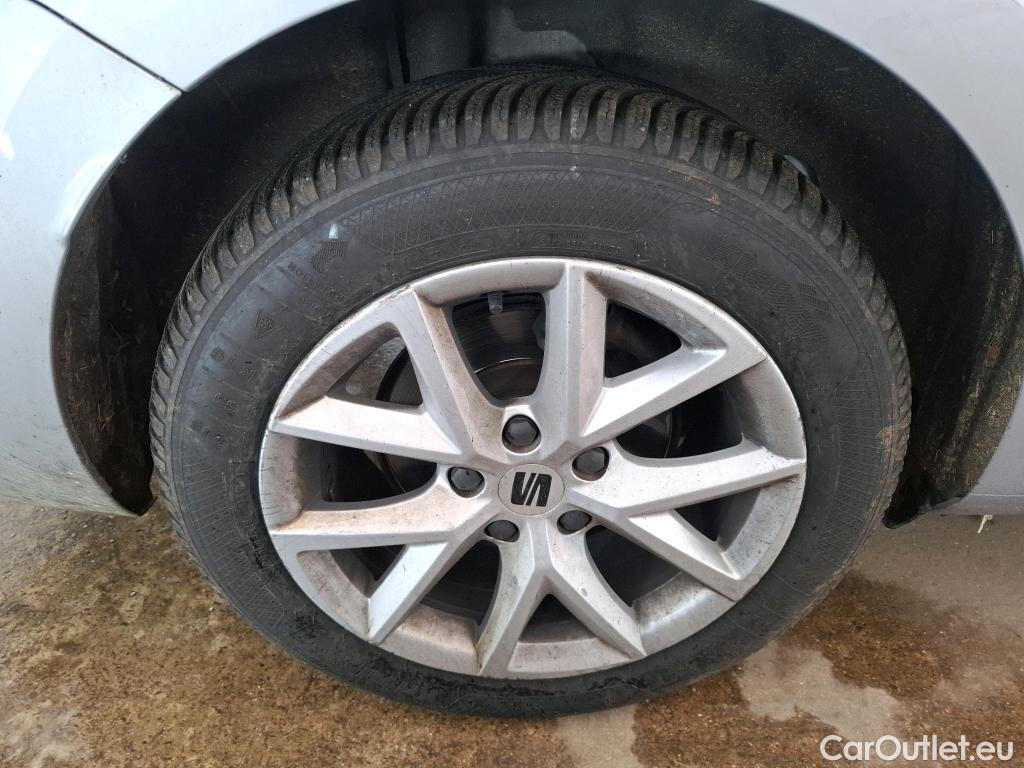  Seat  Leon SEAT  Sportstourer / 2020 / 5P / Break 2.0 TDI 150 DSG S&S Style Business #49