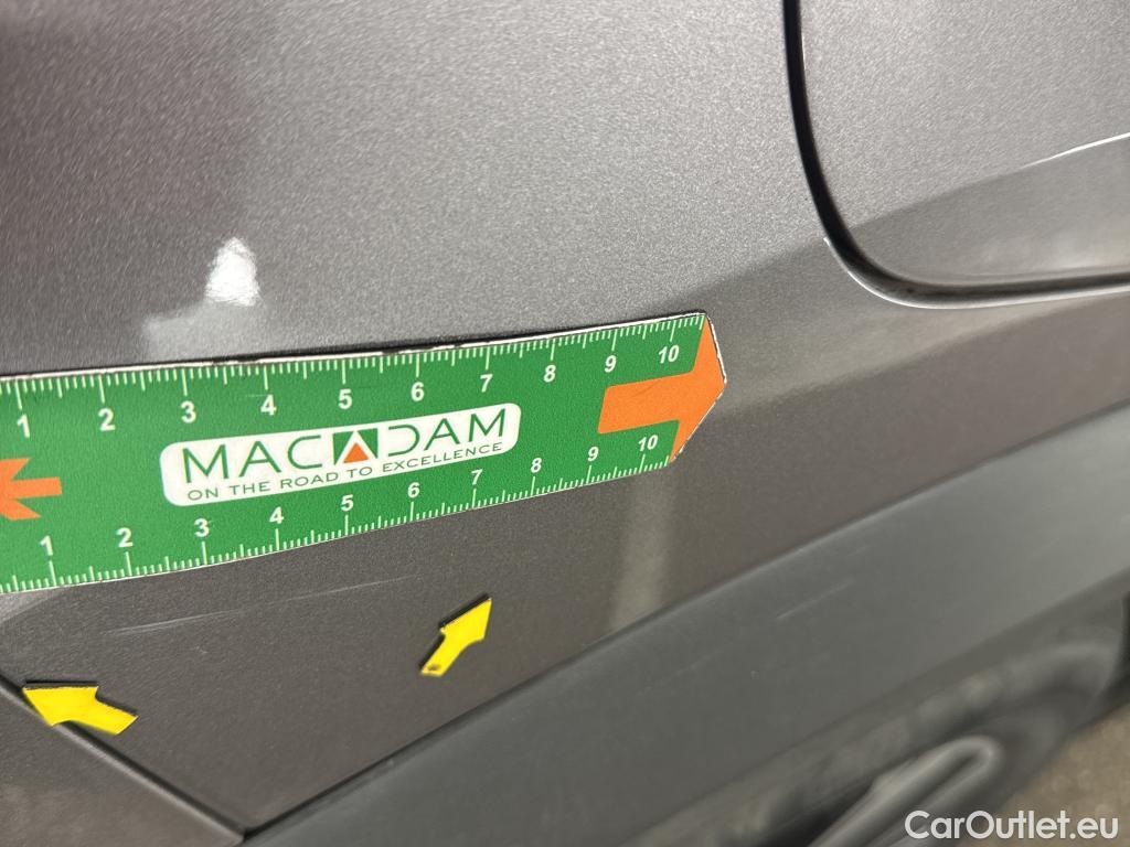  Renault  Captur  II Evolution 1.6 E-TECH Hybrid 145CV BVA6 E6d #15