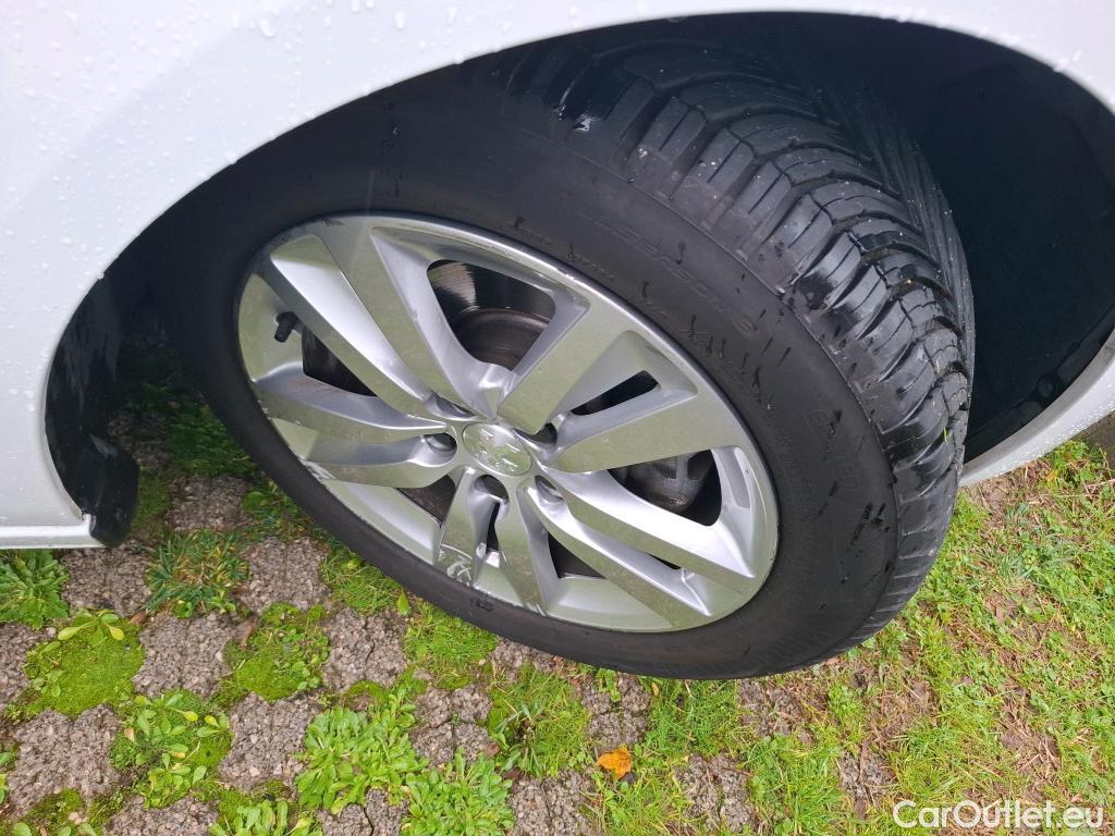  Peugeot  308  Active 1.2 PureTech 110CV BVM6 E6d #5