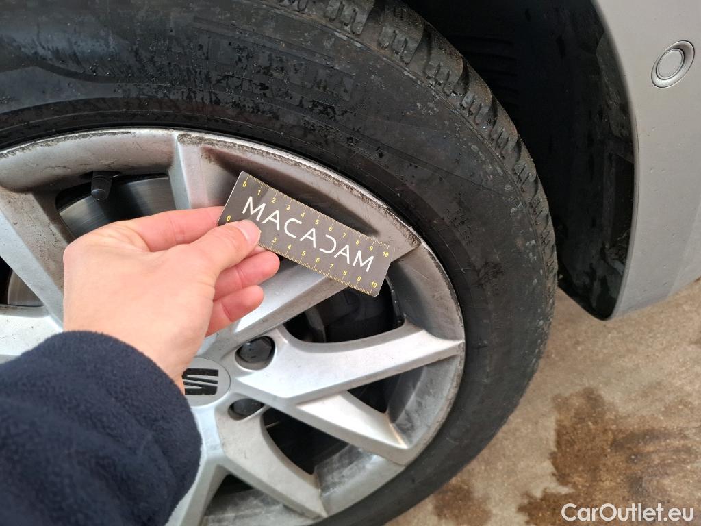  Seat  Leon SEAT  Sportstourer / 2020 / 5P / Break 2.0 TDI 150 DSG S&S Style Business #17