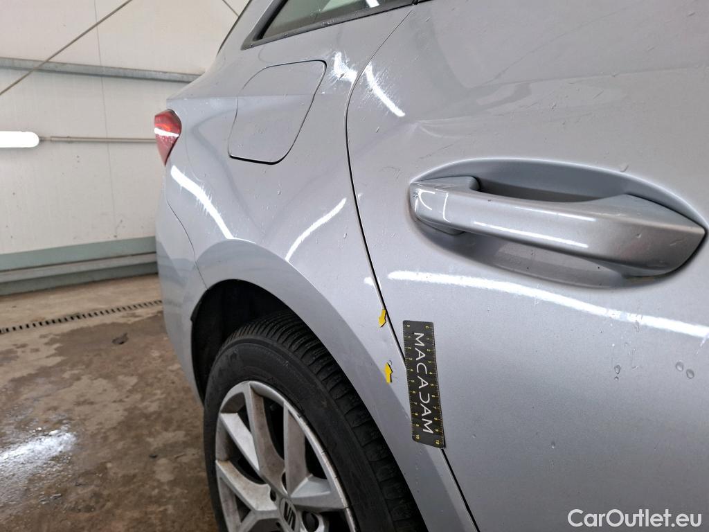  Seat  Leon SEAT  Sportstourer / 2020 / 5P / Break 2.0 TDI 150 DSG S&S Style Business #32