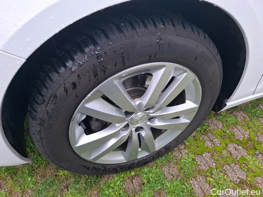  Peugeot  308  Active 1.2 PureTech 110CV BVM6 E6d #10