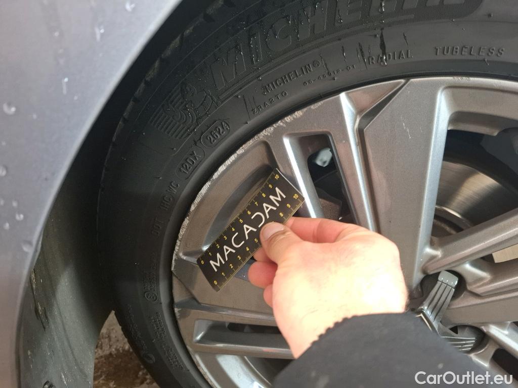  Peugeot  308  Active Pack 1.2 PureTech 130CV BVM6 E6d #19