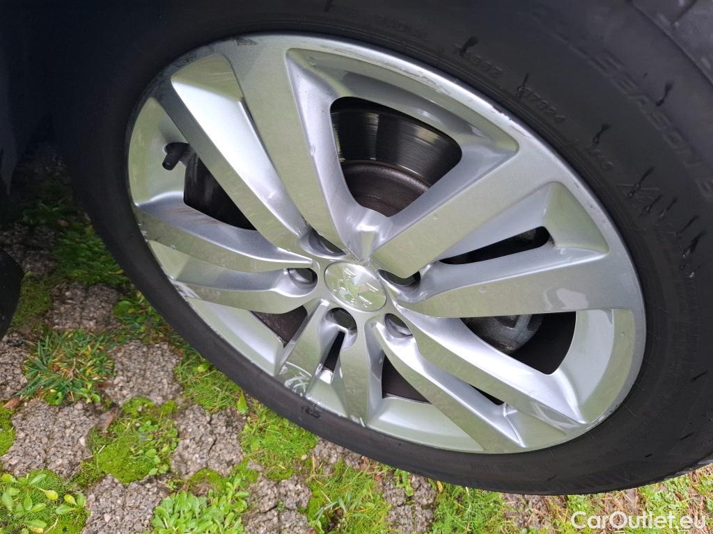  Peugeot  308  Active 1.2 PureTech 110CV BVM6 E6d #6