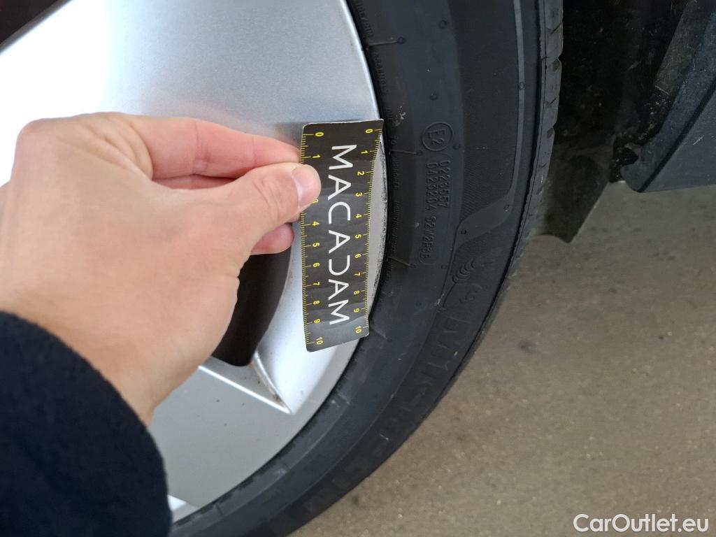  Skoda  Karoq  Business 2.0 TDI 150CV BVM6 E6d #14