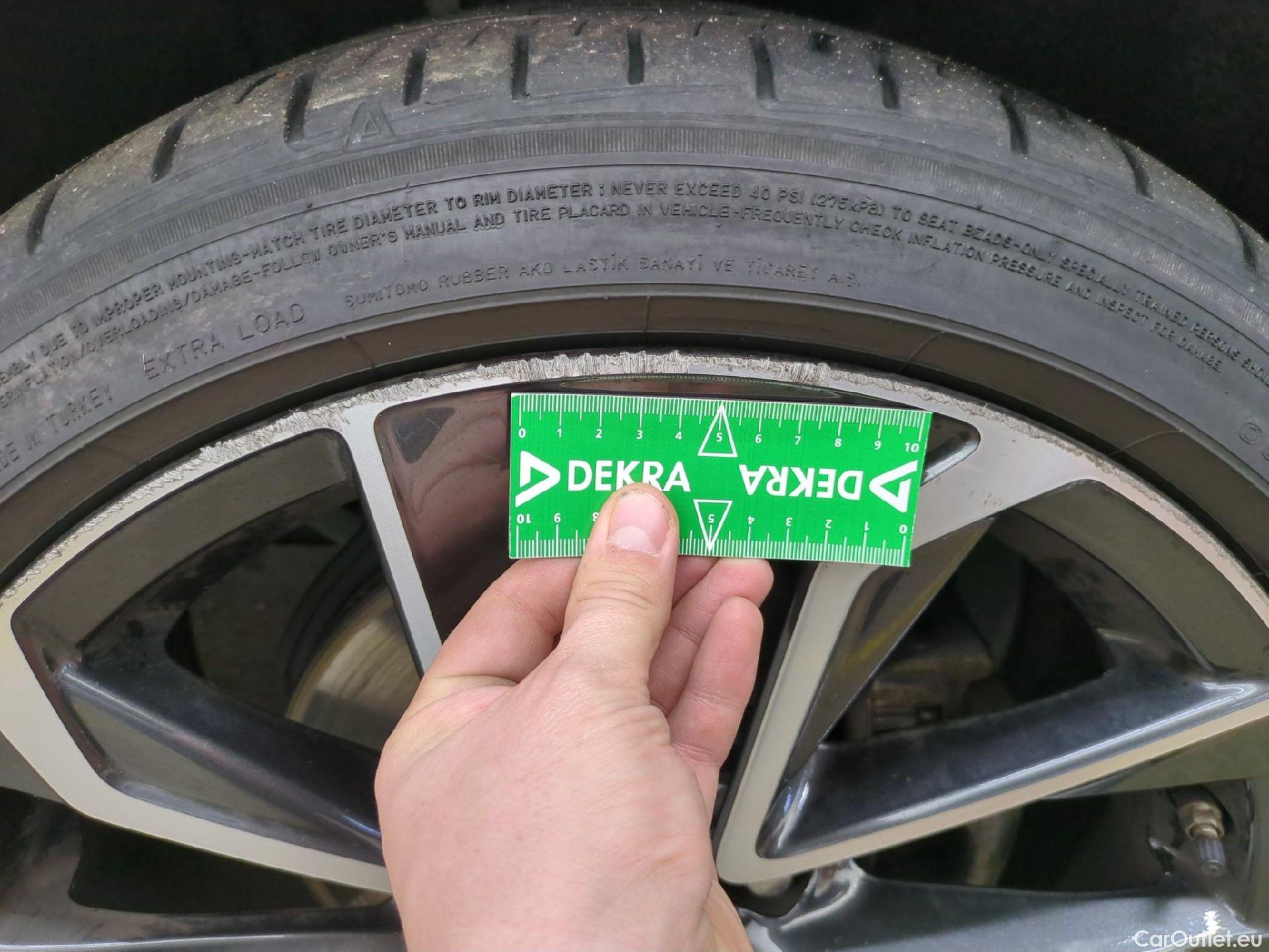  Toyota  Corolla TOYOTA  Touring Sports / 2018 / 5P / Break Hybride 184h Collection #8