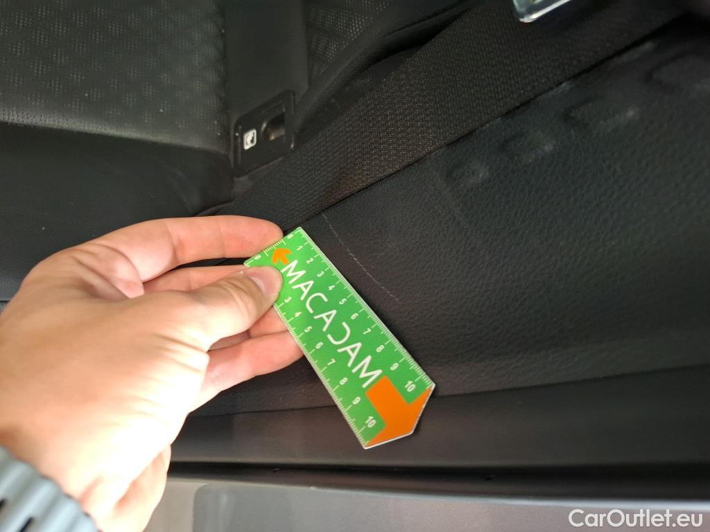  Toyota  C-HR TOYOTA  / 2016 / 5P / SUV 2.0 HYBRIDE 184 DISTINCTIVE #10