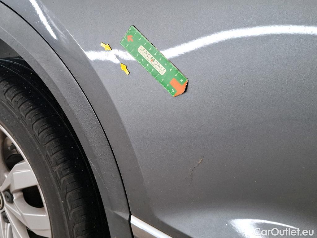  Volkswagen  T-ROC VOLKSWAGEN  / 2017 / 5P / SUV 1.5 TSI 150 EVO CARAT DSG7 #33