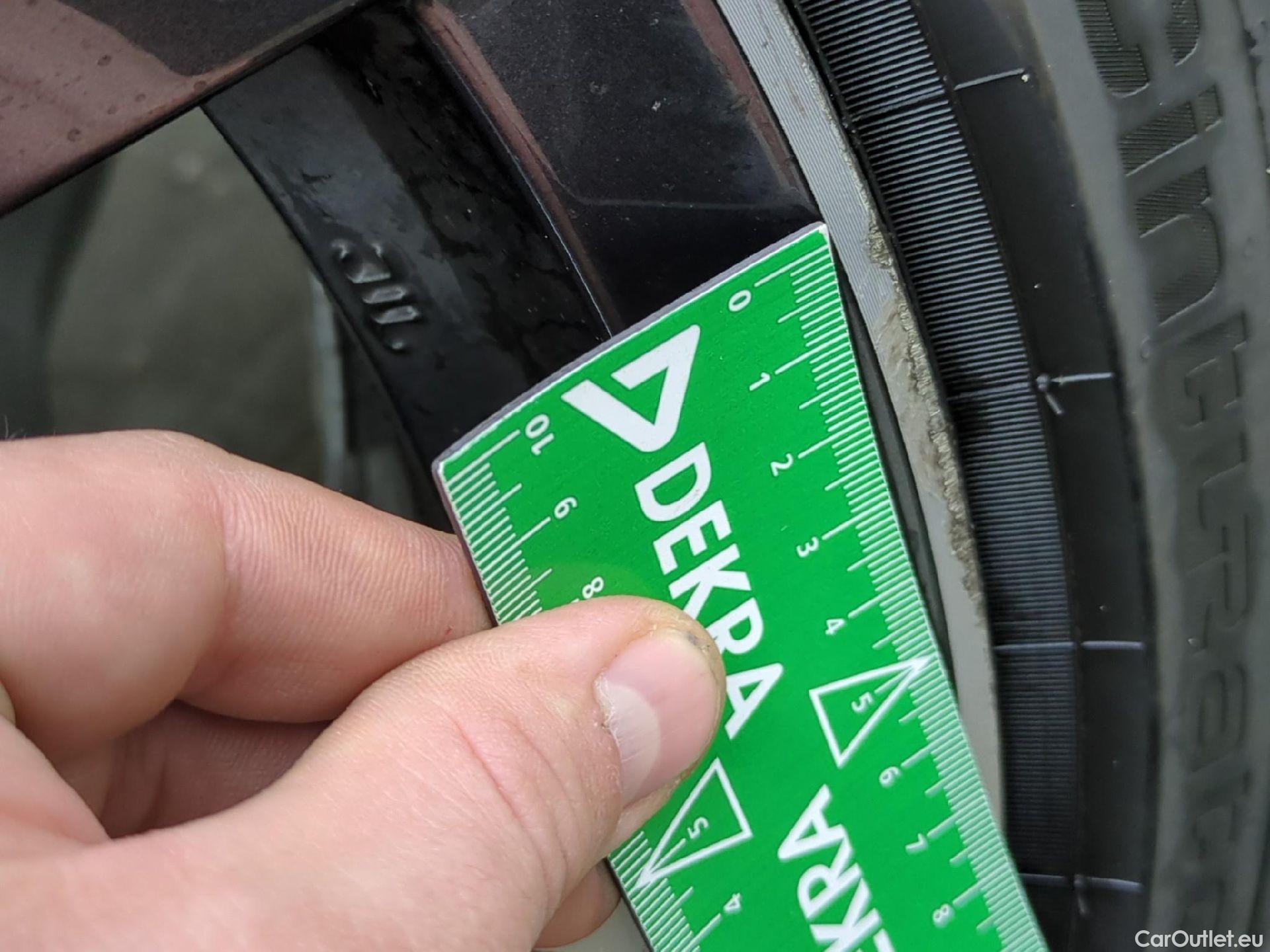  Toyota  Corolla TOYOTA  Touring Sports / 2018 / 5P / Break Hybride 184h Collection #15