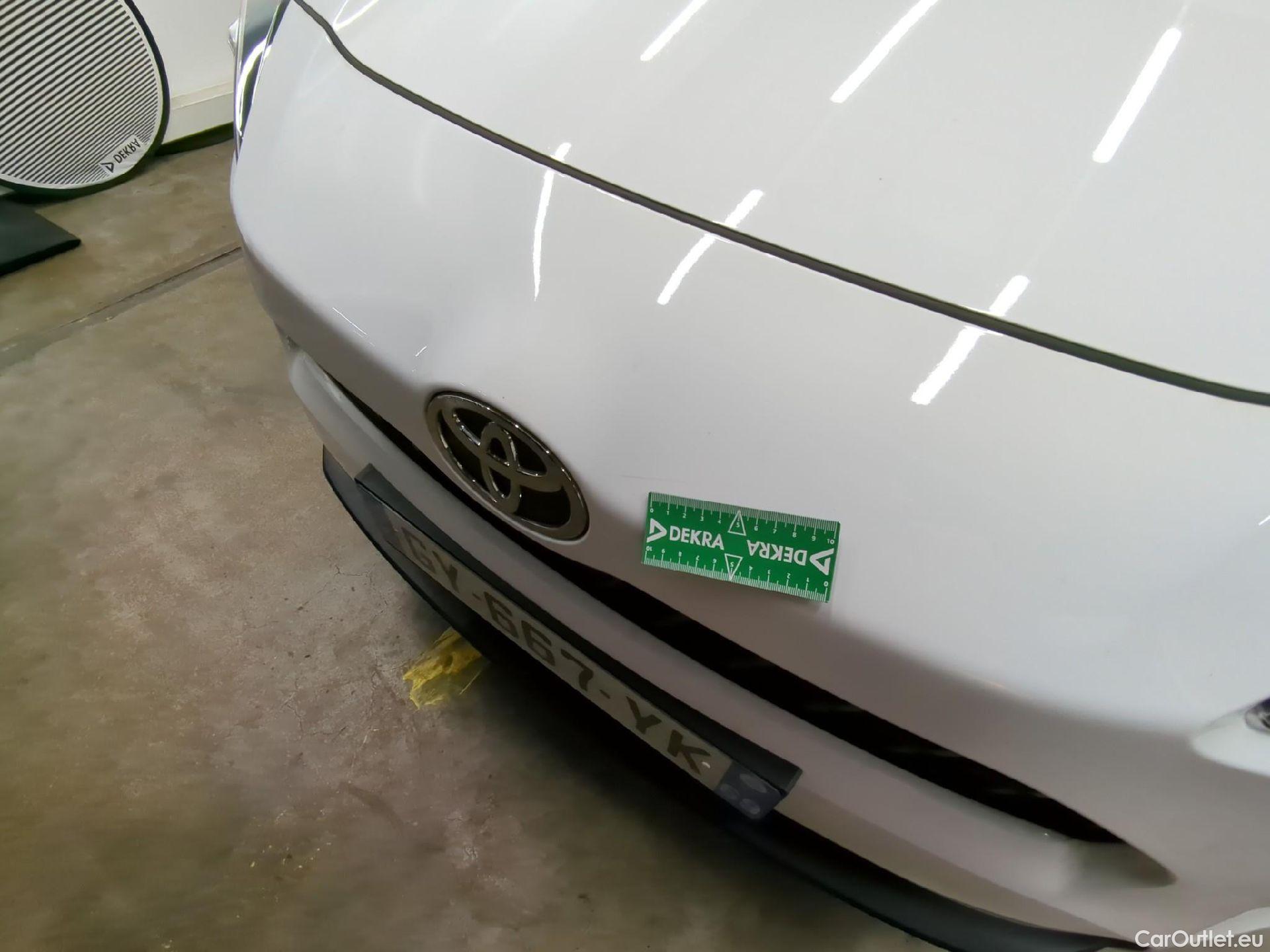  Toyota  Yaris Cross TOYOTA  Hybride / 2021 / 5P / SUV 1.5 HYBRID 116H DYNAMIC AUTO #10