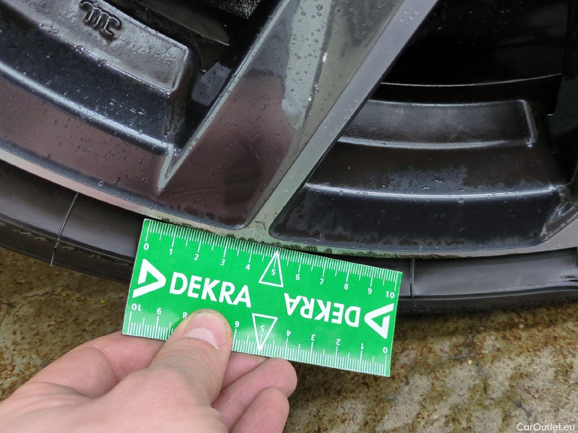  Toyota  Corolla TOYOTA  Touring Sports / 2018 / 5P / Break Hybride 184h Collection #12