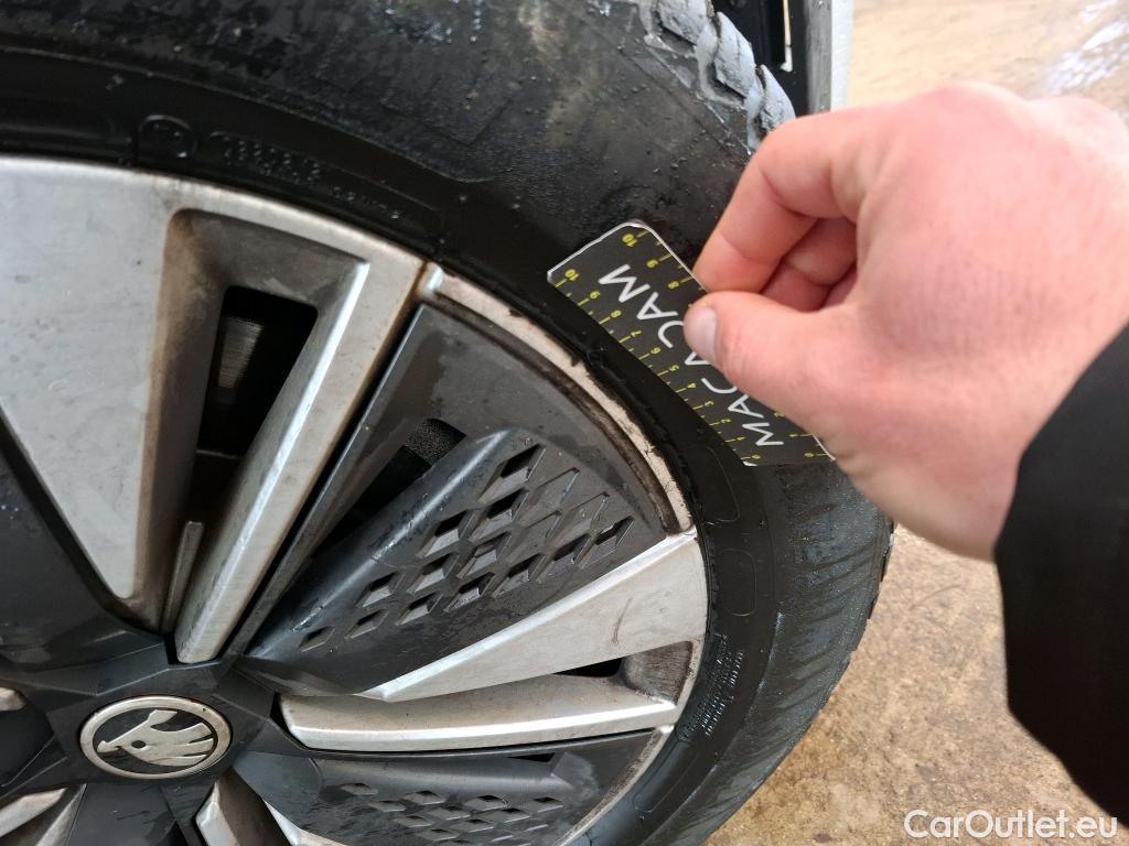  Skoda  Karoq SKODA  / 2017 / 5P / SUV 2.0 TDI 116ch DSG7 Business #25