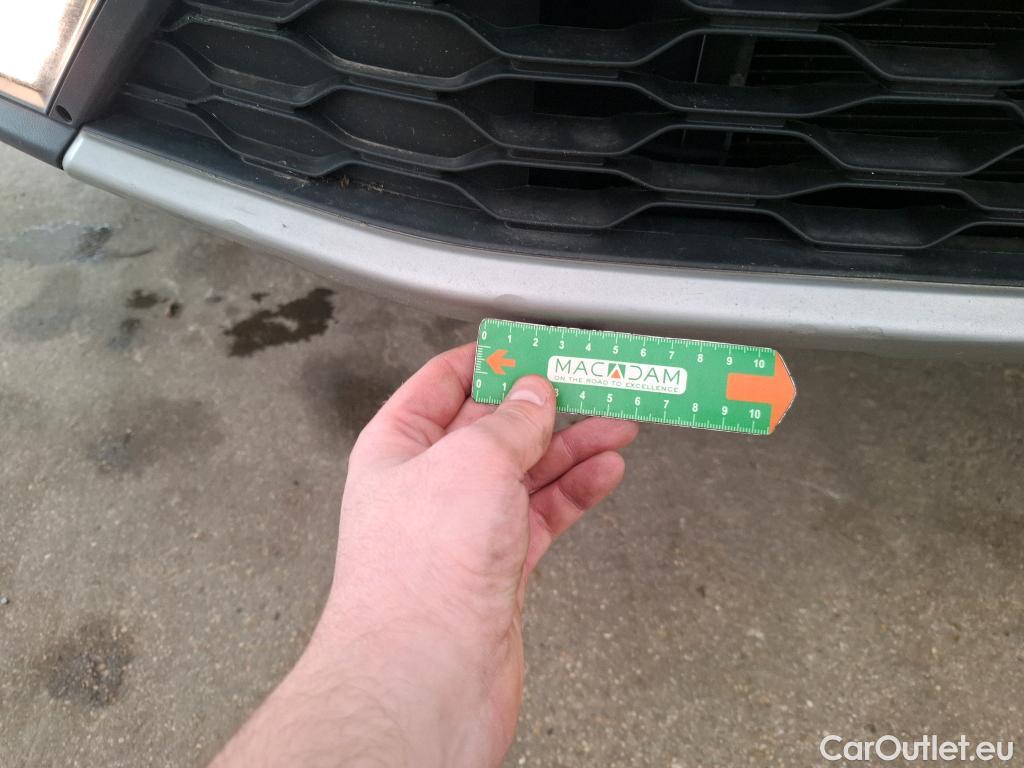  Volkswagen  T-ROC VOLKSWAGEN  / 2017 / 5P / SUV 1.5 TSI 150 EVO CARAT DSG7 #5