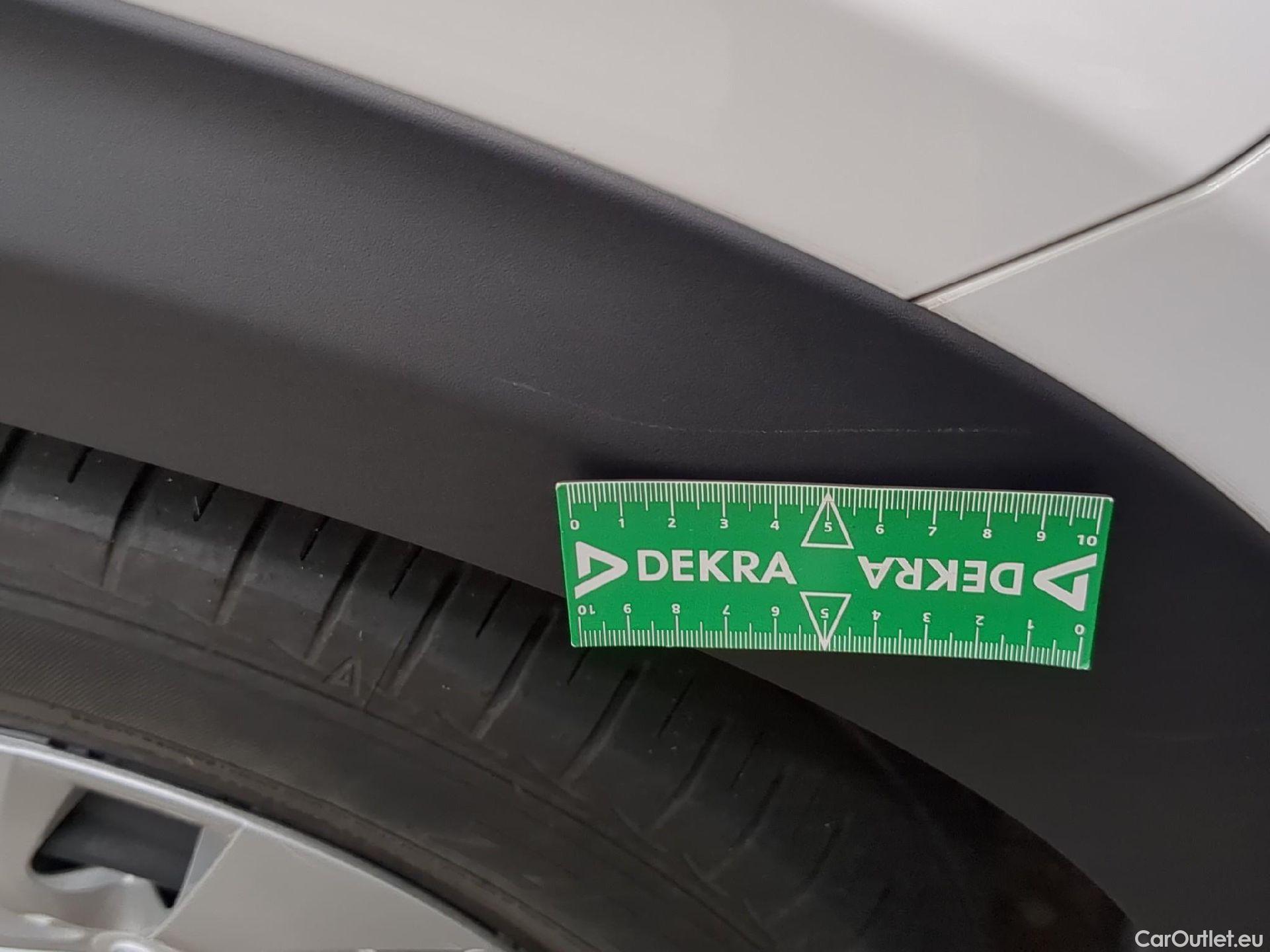  Toyota  Yaris Cross TOYOTA  Hybride / 2021 / 5P / SUV 1.5 HYBRID 116H DYNAMIC AUTO #5