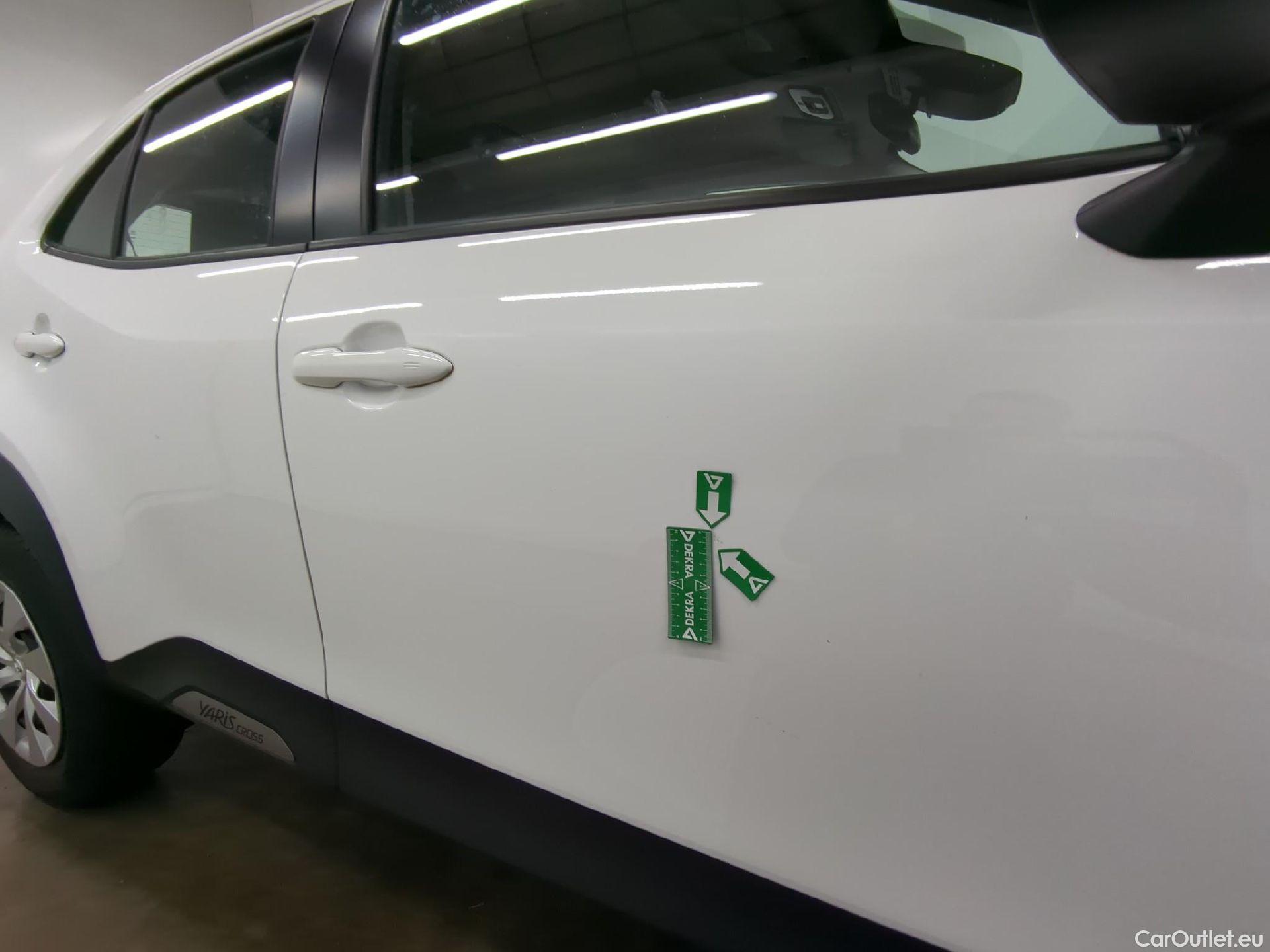  Toyota  Yaris Cross TOYOTA  Hybride / 2021 / 5P / SUV 1.5 HYBRID 116H DYNAMIC AUTO #4