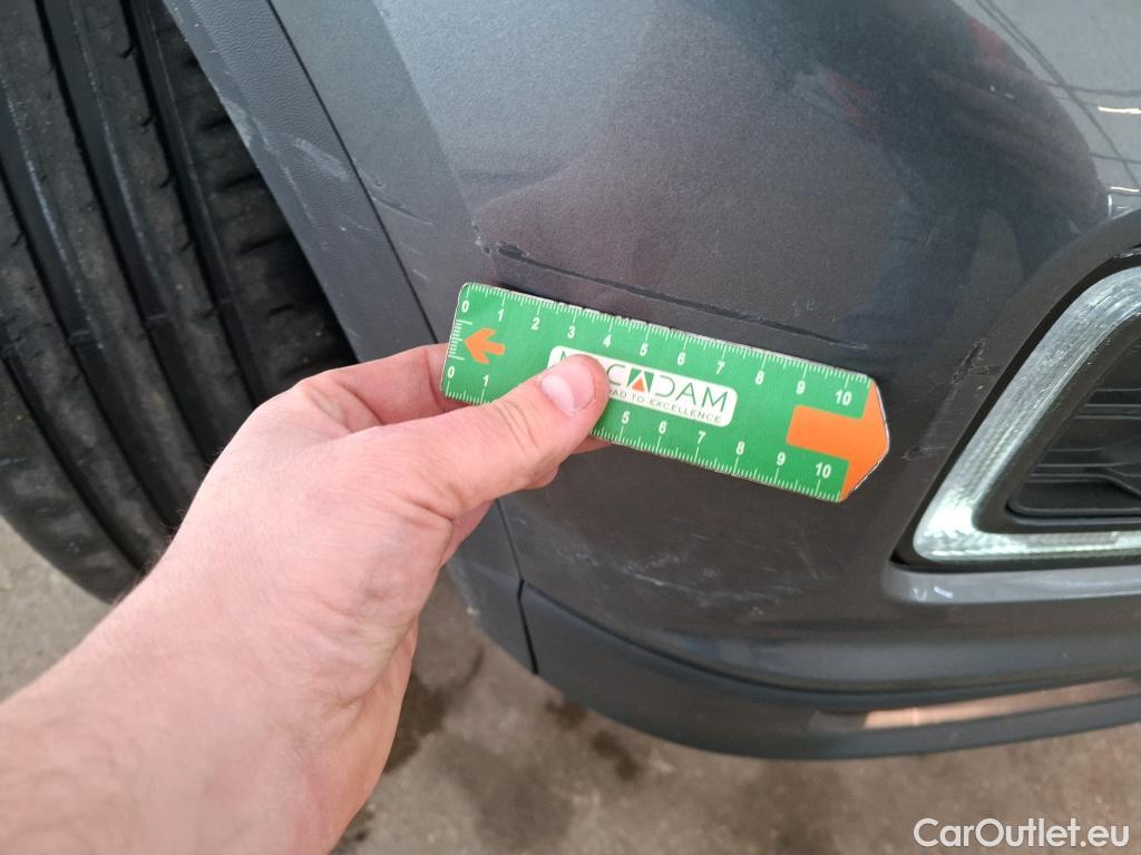  Volkswagen  T-ROC VOLKSWAGEN  / 2017 / 5P / SUV 1.5 TSI 150 EVO CARAT DSG7 #11