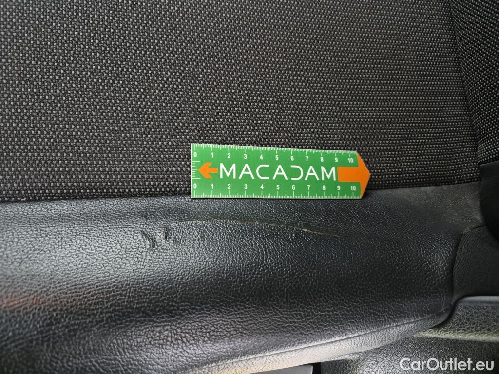  Peugeot  Expert  Fourgon Premium Compact 1.5 HDi 120CV BVM6 E6dT #2