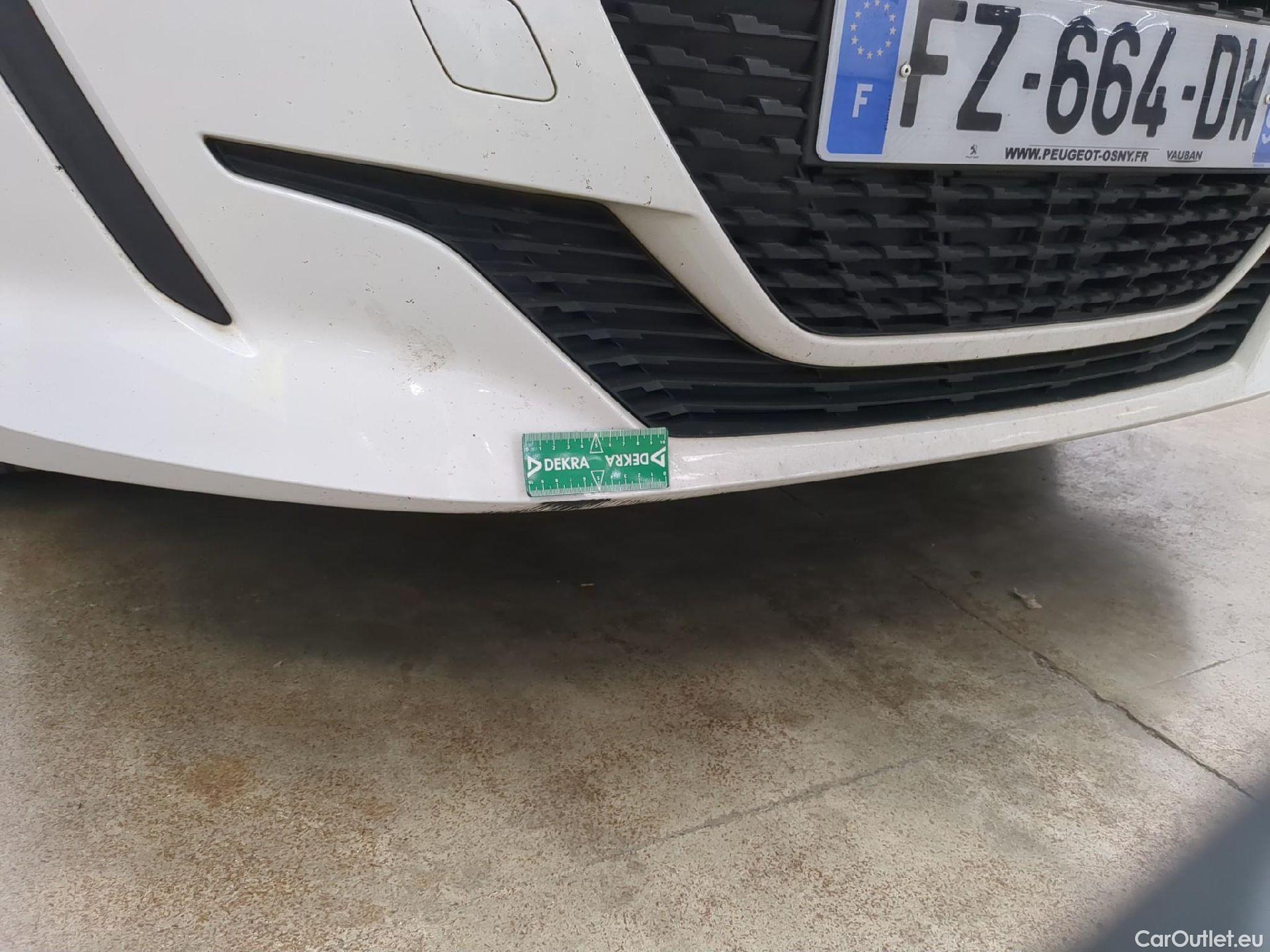  Peugeot  208  Premium 1.2 PureTech 75CV BVM5 E6d #9