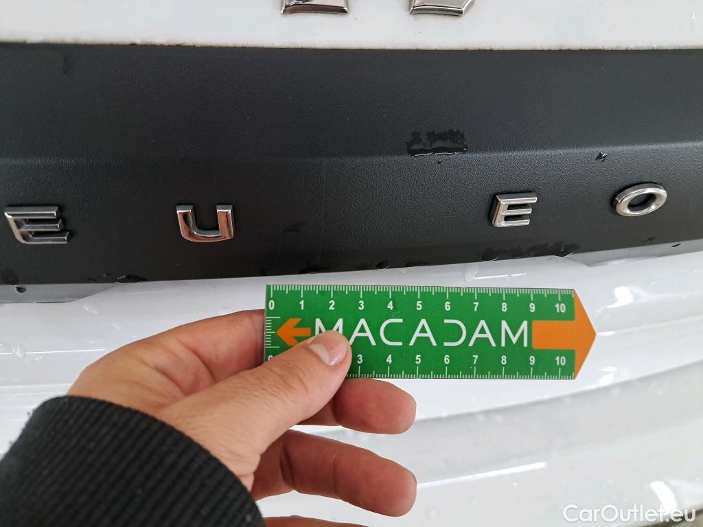  Peugeot  208  Premium 1.5 HDi 100CV BVM6 E6d #12