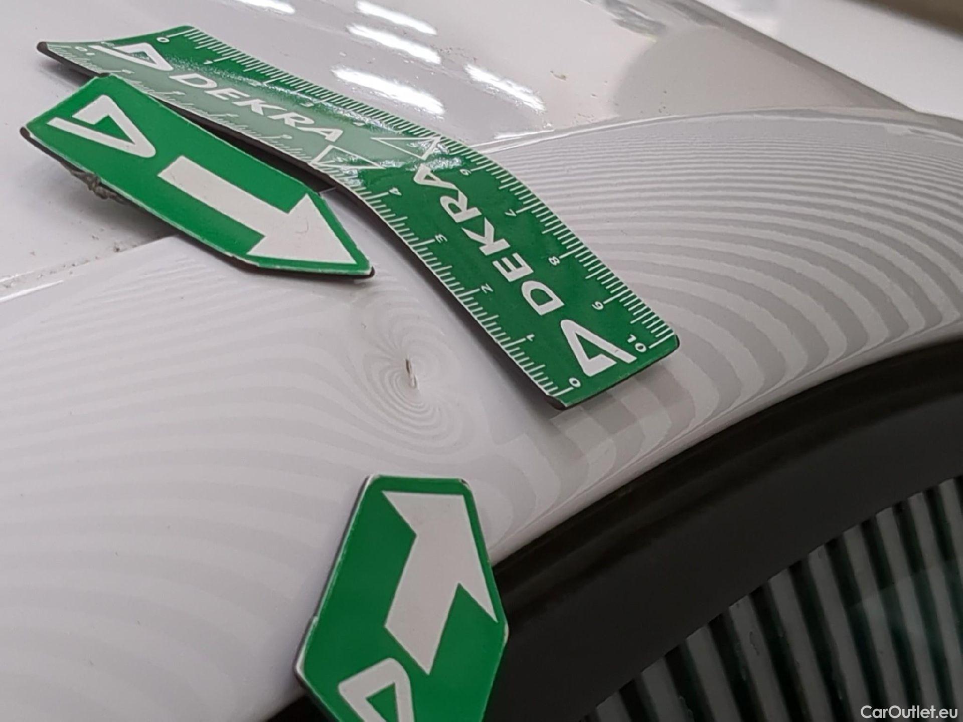  Peugeot  208  Premium 1.2 PureTech 75CV BVM5 E6d #5