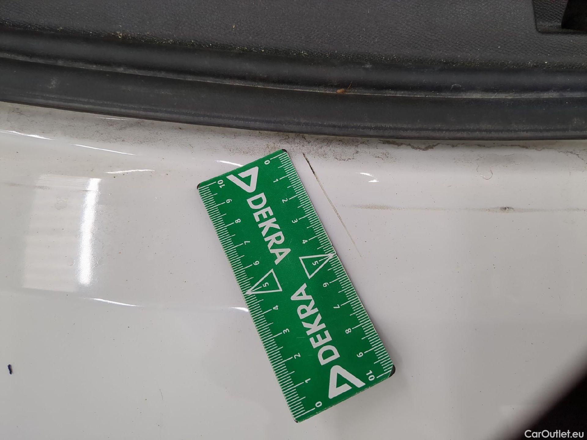  Peugeot  208  Premium 1.2 PureTech 75CV BVM5 E6d #18