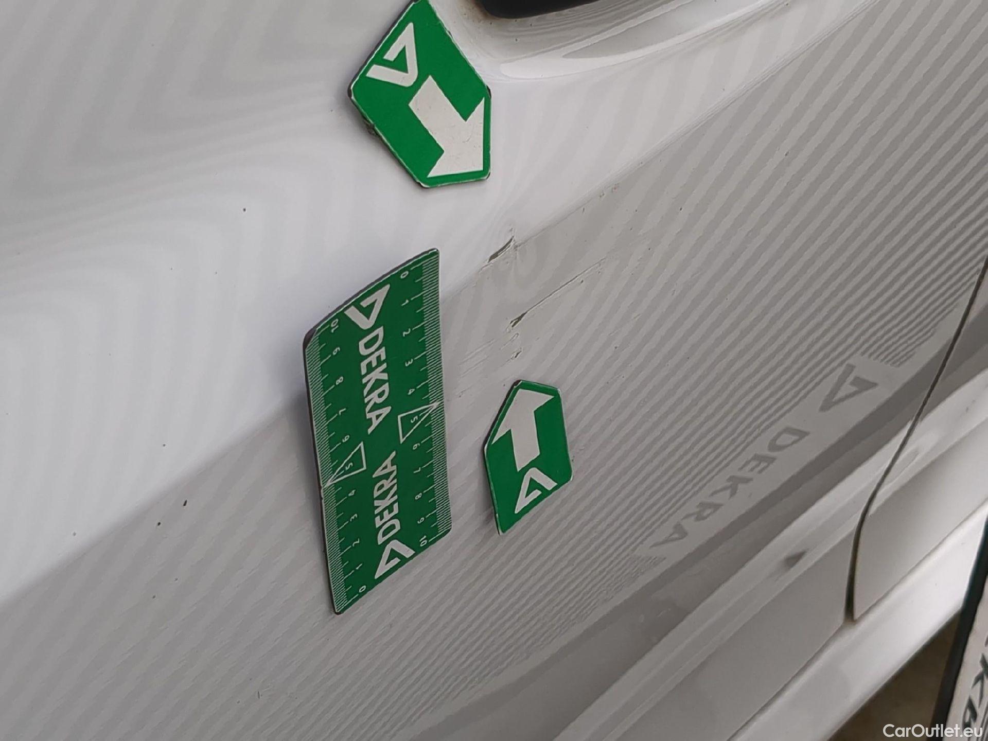  Peugeot  208  Premium 1.2 PureTech 75CV BVM5 E6d #11