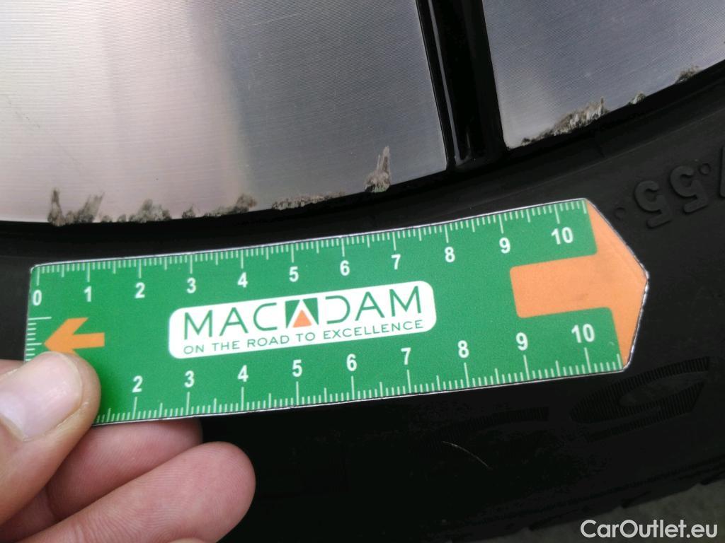  Volvo  XC 40 VOLVO XC40 / 2022 / 5P / SUV Recharge T4 211 DCT7 Plus #6