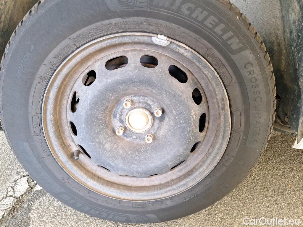  Peugeot  Partner  L1 Premium Pack 1.6 PURETECH 100CV BVM5 E6 #52