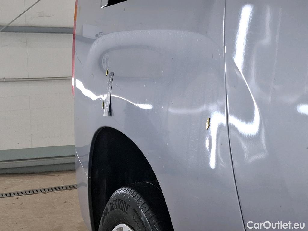  Toyota  Proace TOYOTA  City Verso / 2019 / 5P / monospace 1.2 LONG 110 VVT-I DYNAMIC #21