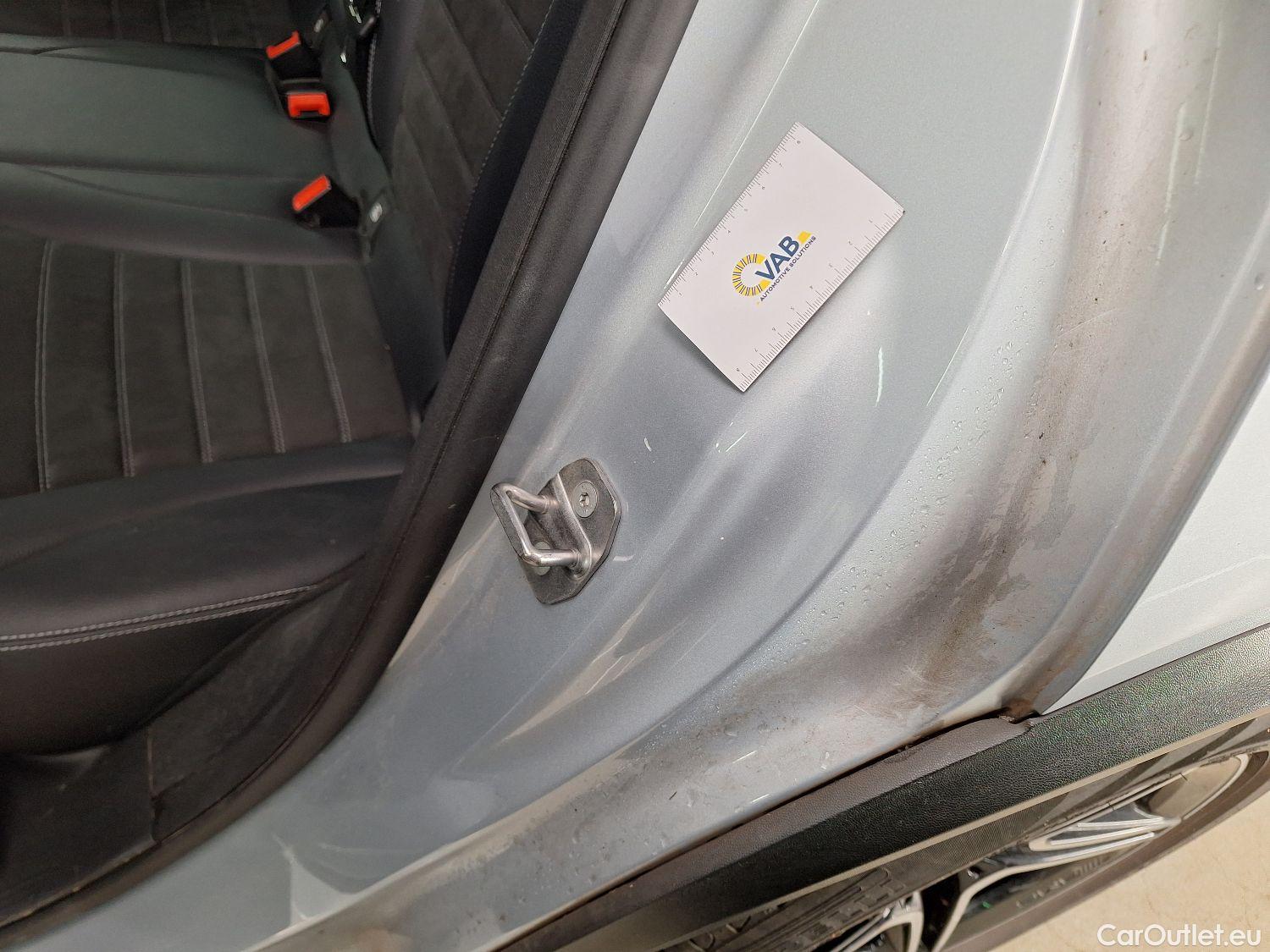  Mercedes  G-Klasee Mercedes, GLC Coupé FL'19 PHEV, Mercedes-Benz GLC Coupé GLC 300 de 4MATIC 5d #36