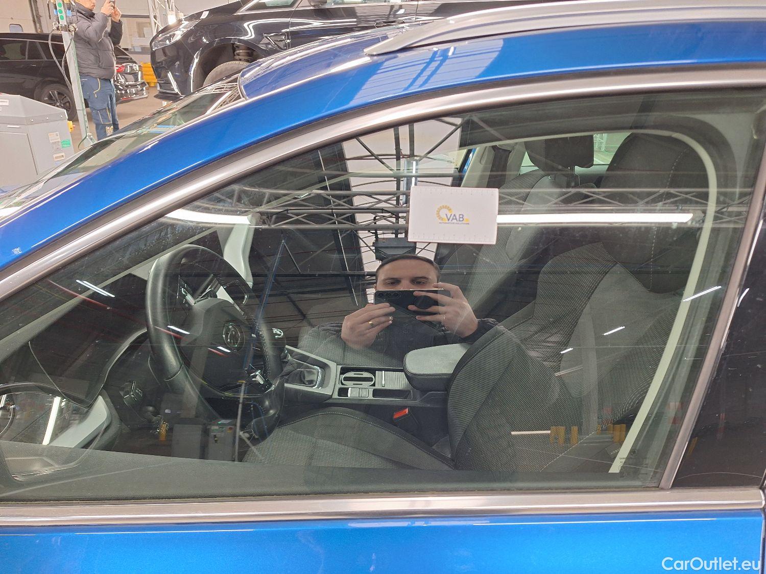  Skoda  Octavia Skoda,  Combi '20, Skoda  Combi 1.5 TSI 110kW Ambition 5d #59